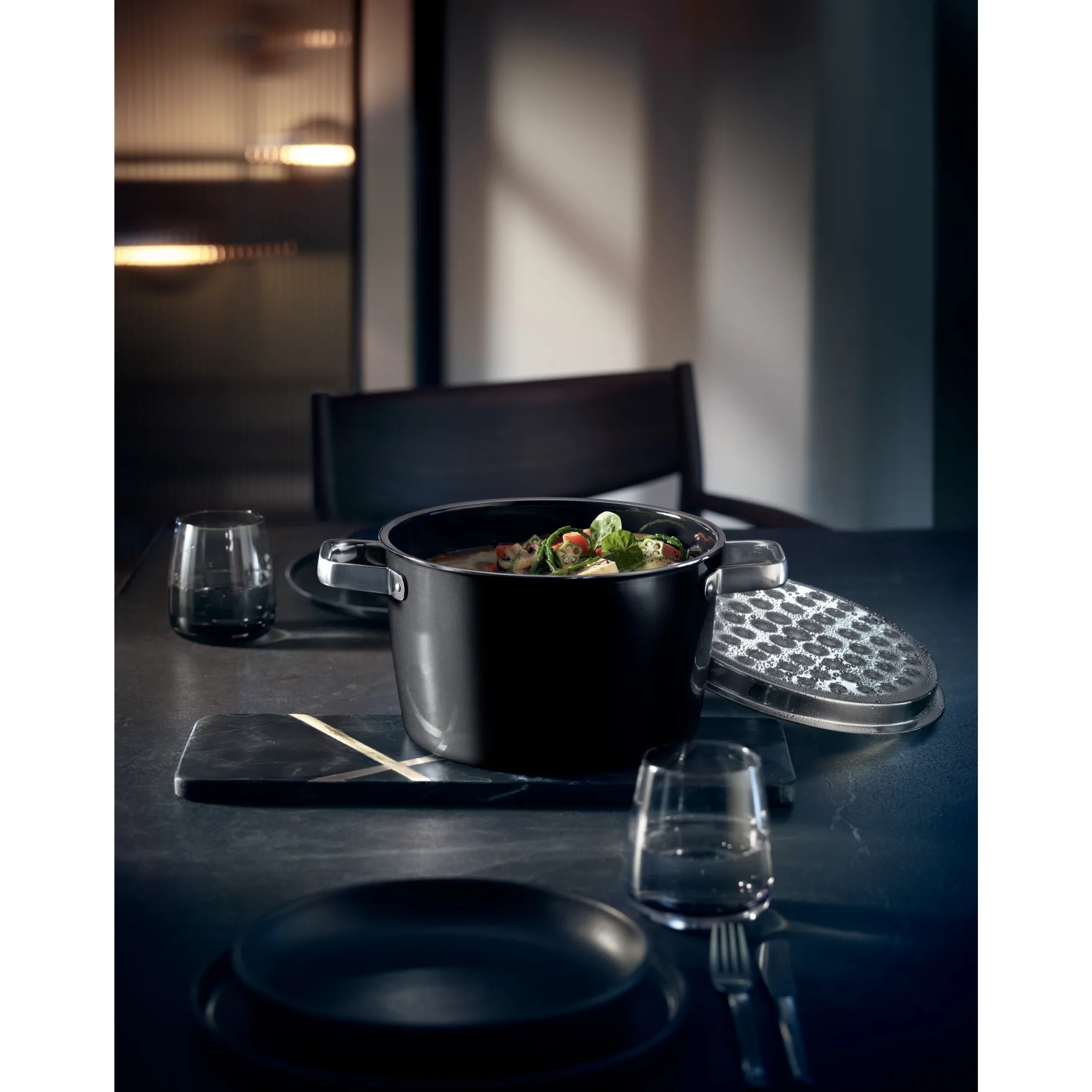 Kochtöpfe|Induktionstöpfe|WMF Fusiontec Aromatic Kochtopf, 22 cm, Schwarz